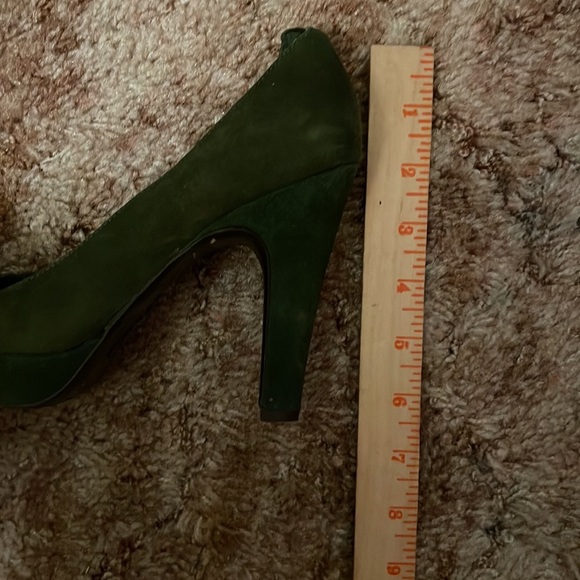 BCBG GIRL - green heeled Mary Janes 💚 - Picture 3 of 6